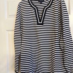 Striped tunic sweater v neck. Land’s end. Size large.